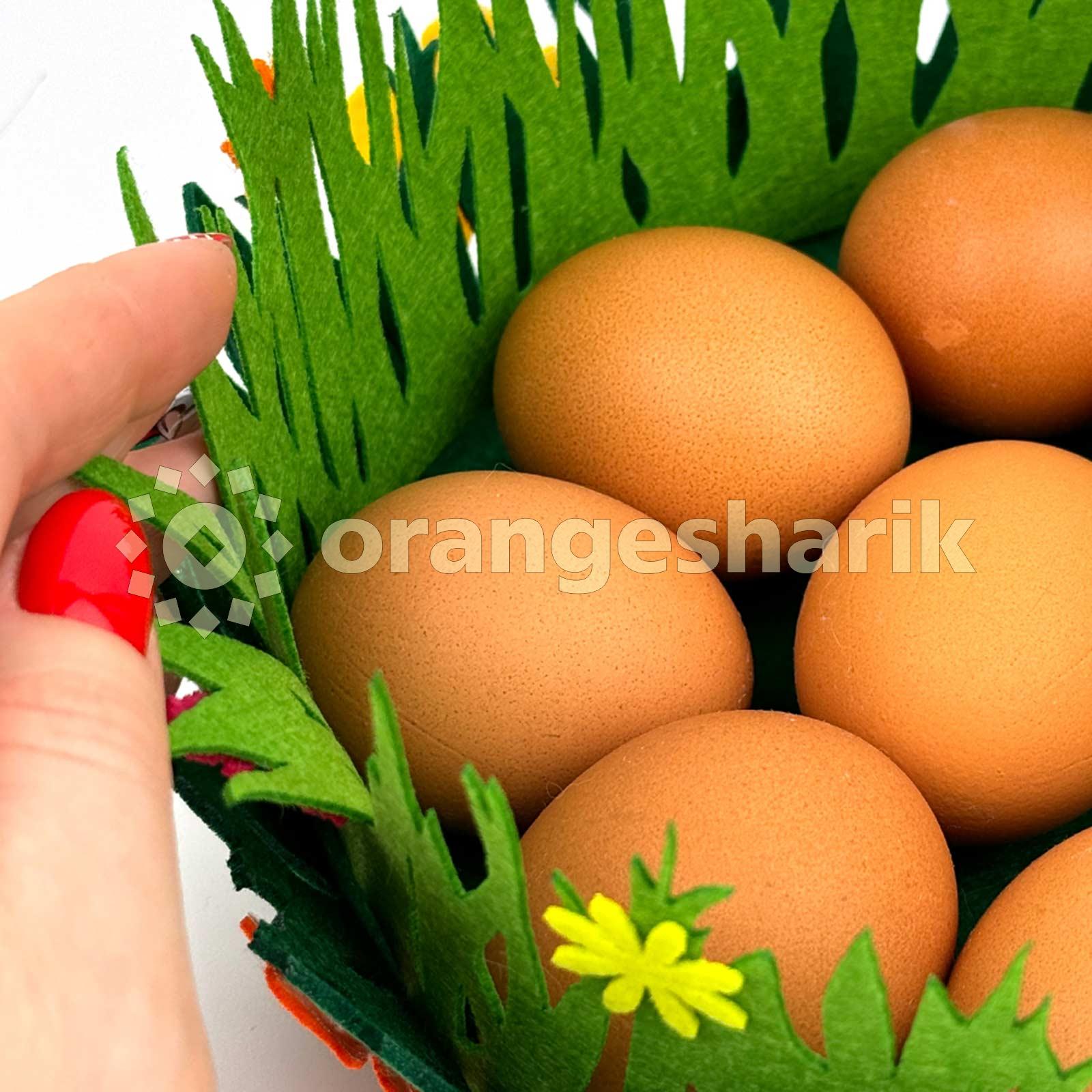 Подставка для яиц на пасху Полянка с цыплятами